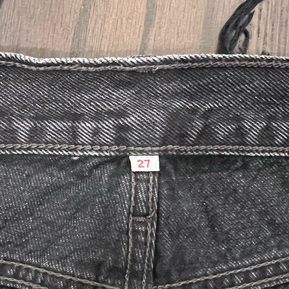 Levi’s Distressed Vintage Washed Black/Dark Grey Denim Size 27 - Picture 5 of 5